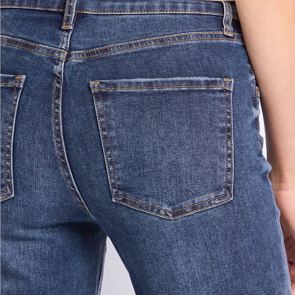 NWT KUT HIGH RISE ELIZABETH
FAB AB
STRAIGHT LEG
KUT
FROM THE KLOTH®